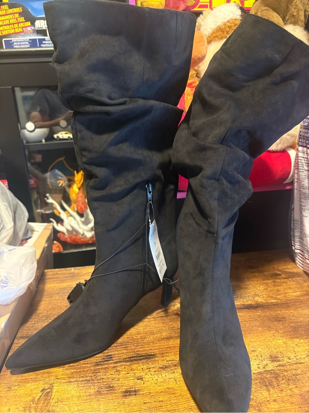 Women's Black Slouchy Suede Look Pointed-Toe Knee Boots size 9